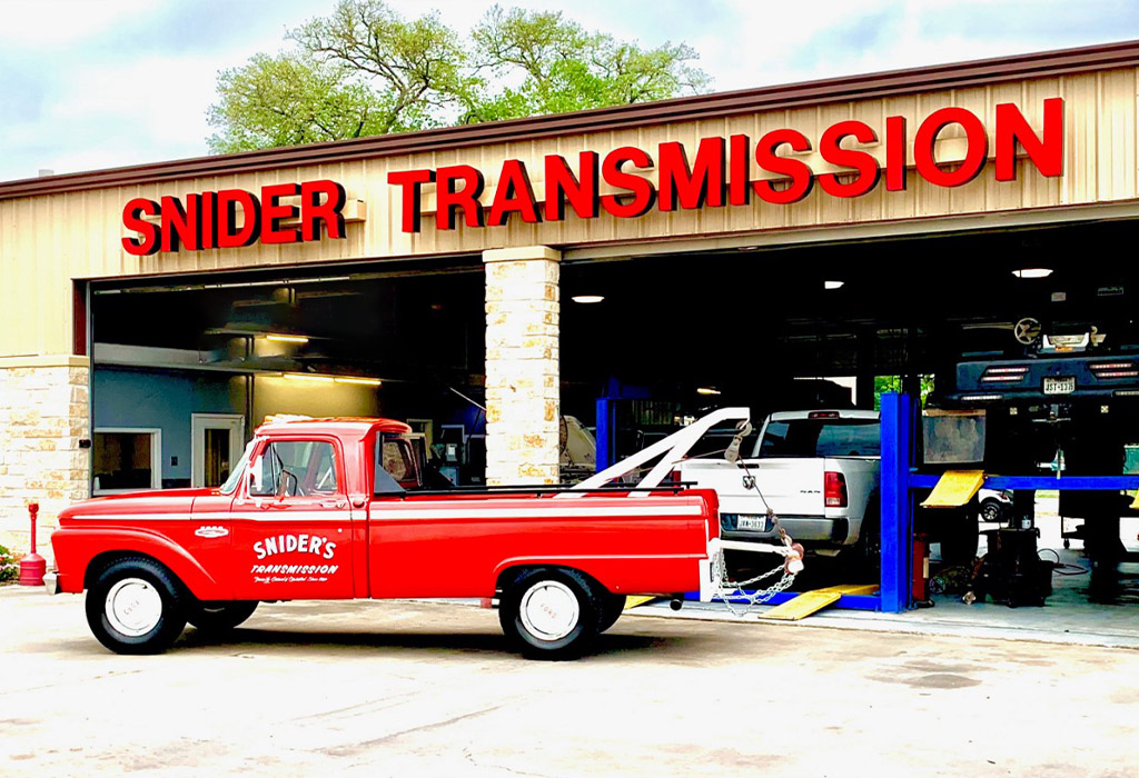 Exterior Snider Transmission Shop